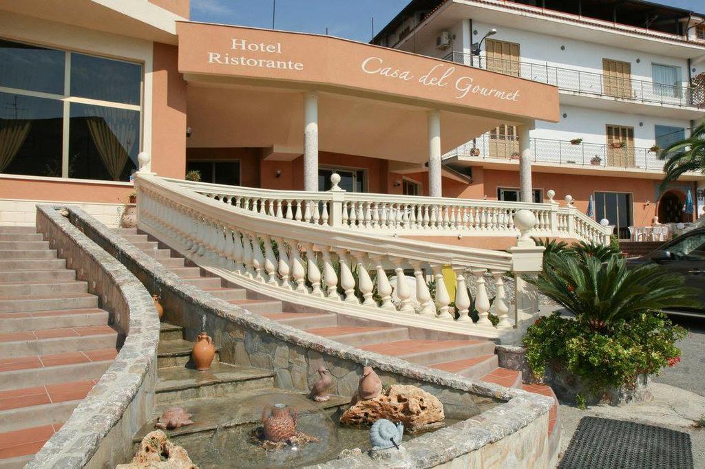 Hotel Casa Del Gourmet Siderno المظهر الخارجي الصورة